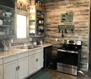 Irwin House | Beautiful Tiny House with Wrap-Around Deck and Skylight for a Romantic Escape in Irwin, Idaho