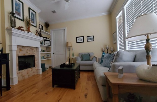 Saint Simons Island Condo | Beautiful Top Floor condo with Ocean View!