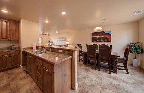 Moab South Valley House | Beautiful Townhome in Moab with Pool, Hot Tub & Breathtaking Views