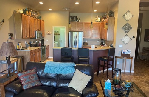 Gold Canyon House | Beautiful Townhome on Dinosaur Mountain Golf Course!