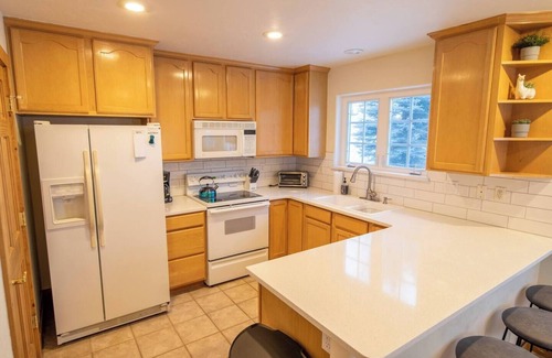 Driggs House | Beautiful townhome on Ski Hill Road, 1 mile from Driggs + 11 miles from Grand Targhee