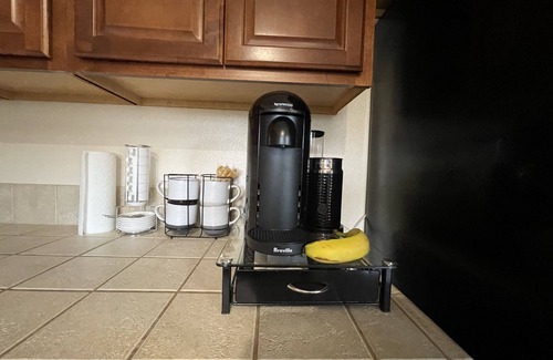 Northeast Reno House | Beautiful Townhouse 5 minutes from UNR, Midtown and the Truckee River!