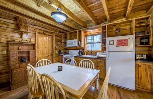 Mentone Cabin | Beautiful Triple-Lofted Lakeside Cabin near Downtown Mentone Sleeps 9