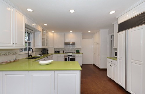 Mantua House | Beautiful Tudor Style Home in a great neighborhood