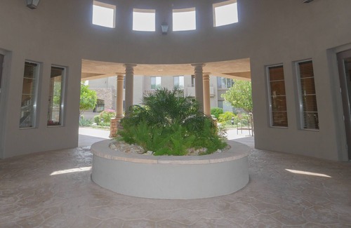 Talon Retreat House | Beautiful two bed, two bath townhouse in N Scottsdale in the Grayhawk community
