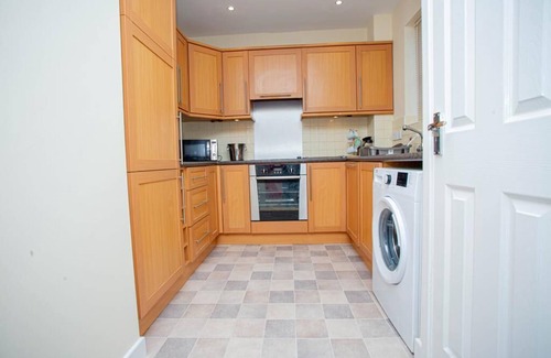 Moulton Apartment | Beautiful two bedrooms ensuite apartment