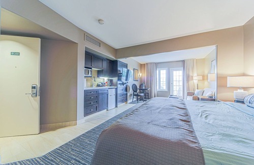 Oro-Medonte Condo | Beautiful Two bedroom condo in Oro-Medonte