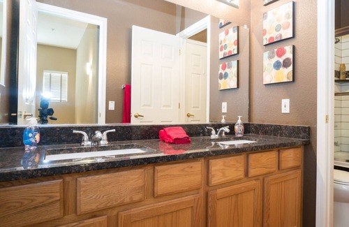 Superstition Lakes Condo | Beautiful Two Bedroom Condo on the Superstition Lakes golf course.
