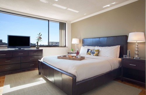 Fenway–Kenmore Apartment | Beautiful Two Bedroom near Prudential Center