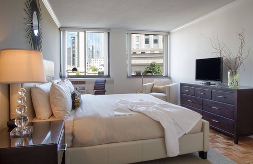 Fenway–Kenmore Apartment | Beautiful Two Bedroom near Prudential Center