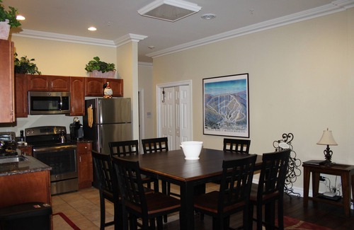 Hancock Condo | Beautiful Two Bedroom, Ski In/Out, Mountainside, Home away from Home!