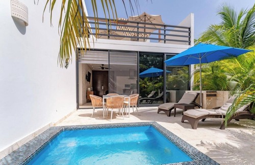 Akumal House | Beautiful two story townhouse with private plunge pool