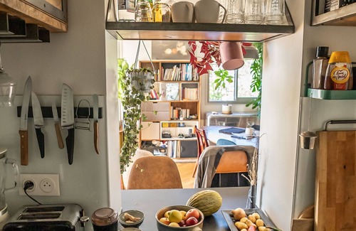Combat House | Beautiful & unique view of Paris from a big terrace, LOFT by the Buttes Chaumont