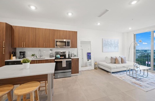 Overtown Apartment | Beautiful Unit in Downtown Miami With Free Parking