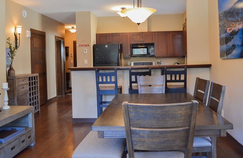 Sun Peaks Condo | Beautiful Updated Condo | Ski-in/Ski-out Trail Access | Private Hot Tub | Fireplace