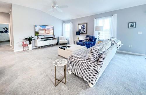 Wildwood Villa | Beautiful Upgraded Patio Villa in The Villages of Marsh Bend
