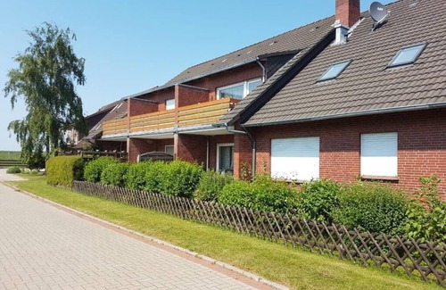 Dornumersiel Apartment | Beautiful upper apartment Meeresruhe with infrared sauna