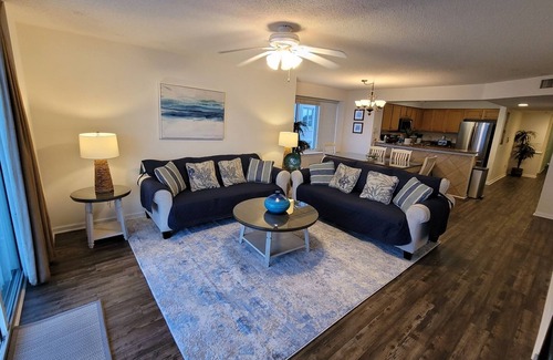 Crescent Beach Condo | Beautiful Upscale BeachFront 4BR/3BA, Bright End Unit - Recently Remodeled
