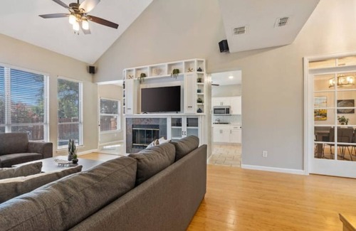 North Richland Hills House | Beautiful Home with private Pool!