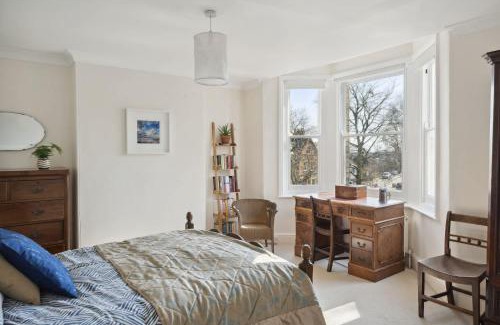 Exeter House | Beautiful Victorian Home on Peaceful Green Square