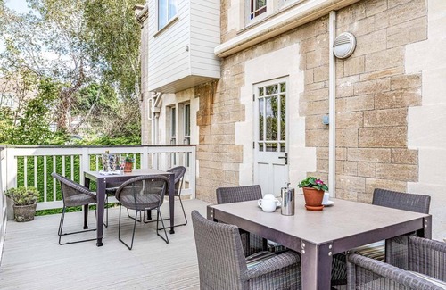 Box House | Beautiful Victorian Villa, near to Bath, modern and luxurious