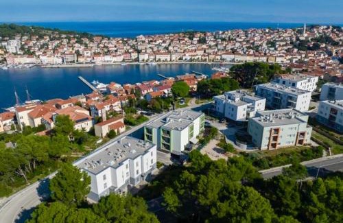 Cove Murtar Apartment | Beautiful view apartment with garage space