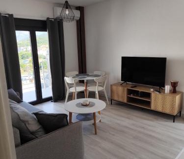 Tivat Apartment | Beautiful view apartment Tivat