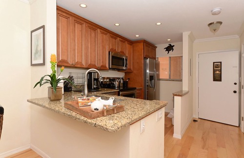 Siesta Key Condo | Beautiful view of Sarasota Bay and across the street from Turtle Beach