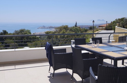 San Roque Villa | Beautiful view of the Mediterranean Sea, golf vacation, Sotogrande