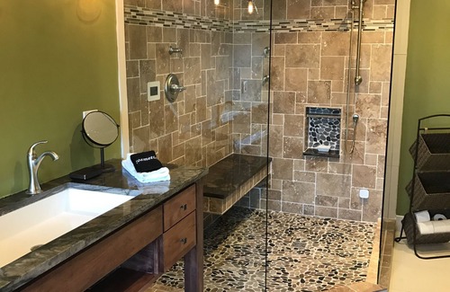 Mountain Village Condo | Beautiful views with ease of mt. access, hot tub and moments walk to gondola