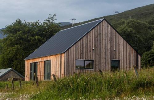 Breakish House | Beautiful views from right above the water