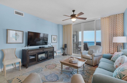 Navarre Beach Condo | Beautiful views of the Gulf; Spacious Balcony; Complimentary Beach Service