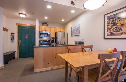 Copper Mountain Village Condo | Beautiful Views, Beautiful Condo , wifi, underground park, 1 minute to lifts