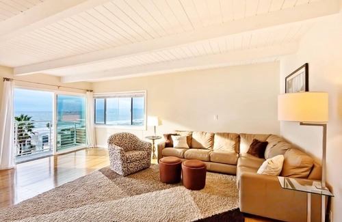 Sand Section Hotel | Beautiful Views - Sand Section of Manhattan Beach