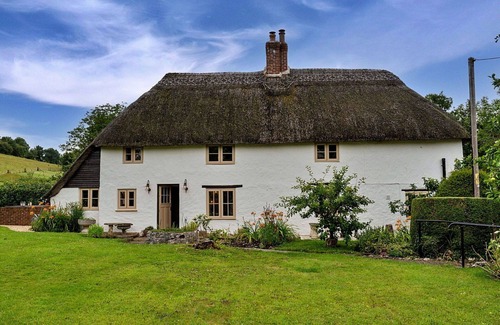 Blandford Forum House | Beautiful villa for 6 people with WIFI and terrace