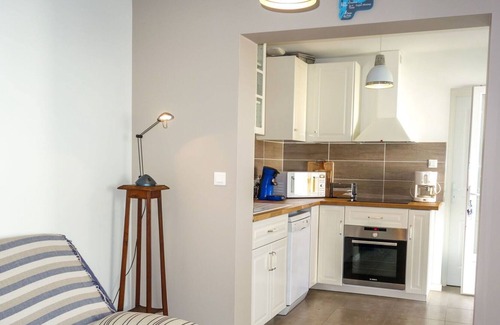Gujan-Mestras House | Beautiful villa for 6 guests with WIFI, TV, pets allowed and parking