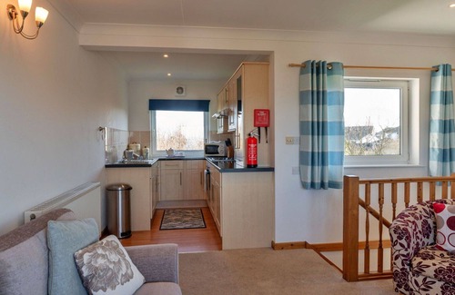 Marazion House | Beautiful villa for 2 people with WIFI, pets allowed and parking