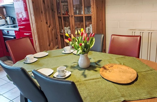 Bremke House | Beautiful villa for 4 people with A/C, WIFI, TV, terrace and pets allowed
