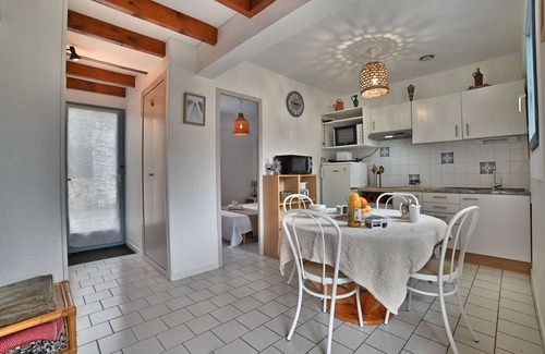 Domino House | Beautiful villa for 4 guests with WIFI, TV, terrace and parking