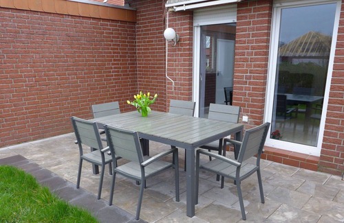 Norden House | Beautiful villa for 6 guests with WIFI, TV, terrace, pets allowed and parking