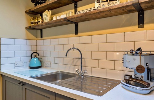 Tunstall House | Beautiful villa for 6 people with WIFI