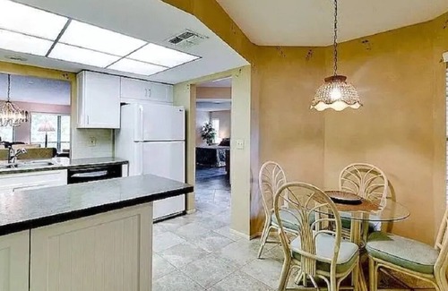 Sarasota House | Beautiful Villa in Private Resort-Style Community