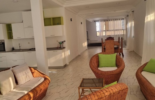 Yaounde House | Beautiful villa located in the heart of the capital city of Yaoundé