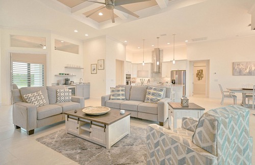 Pelican Villa | Beautiful Villa on a wide Gulf Access Canal