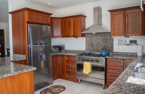 Savaneta House | Beautiful Villa with New Private Pool