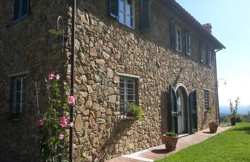 Macchino Villa | Beautiful villa with pool for relax and enjoy