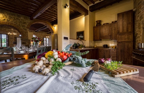 Cortona House | Beautiful villa with private pool with a stunning view on Cortona