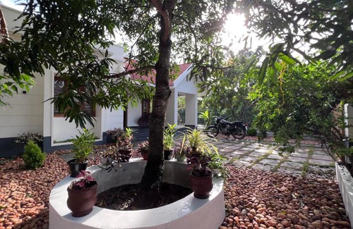 Alappuzha Villa | Beautiful village house with all facilities.