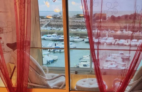 Courseulles-sur-Mer Apartment | BEAUTIFUL WATERFRONT APARTMENT - BREATHTAKING MARINA AND SEA VIEWS!