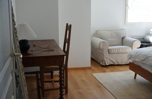 Quincey Villa | Beautiful WabiSabi Style House in Nuits-Saint-Georges